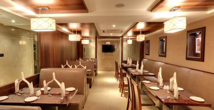 Oyo 1545 Hotel Shivani International Ahmedabad Exterior photo